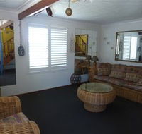 Sails Beach House Apartment Pottsville - Yarra Valley Accommodation