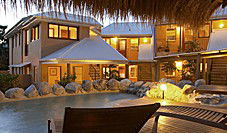 L Auberge Apartments Noosa - Yarra Valley Accommodation 1
