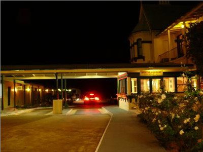 Airlie House Motor Inn - Yarra Valley Accommodation 1
