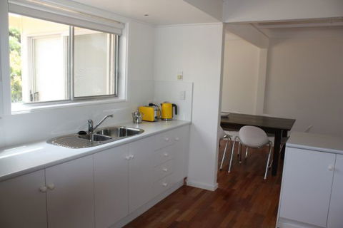 LJ Hooker Goolwa Holiday Rentals - 42 Underwood Avenue, Goolwa Beach - Yarra Valley Accommodation 13