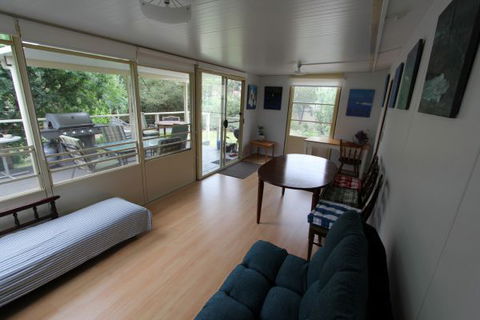 LJ Hooker Goolwa Holiday Rentals - 42 Underwood Avenue, Goolwa Beach - Yarra Valley Accommodation 30