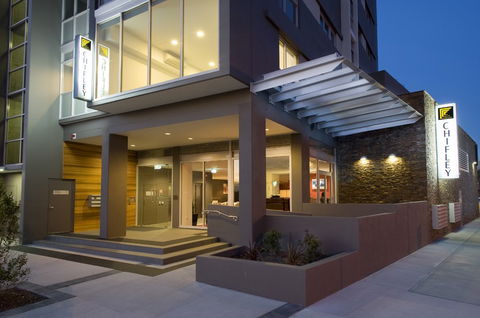 Chifley Apartments Newcastle - Yarra Valley Accommodation 1