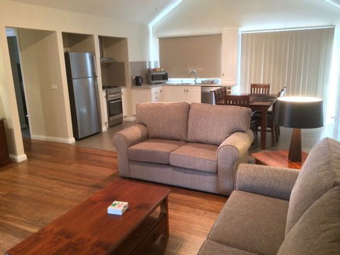 High Peaks Cottages - Yarra Valley Accommodation 4