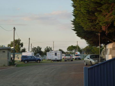 Central Caravan Park Colac - Yarra Valley Accommodation 0