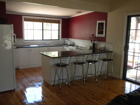 Gang Gang Villas - Yarra Valley Accommodation 5