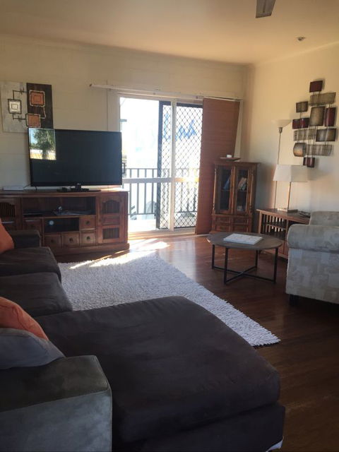 La Solana Holiday Apartments  - Mackay - Yarra Valley Accommodation 2
