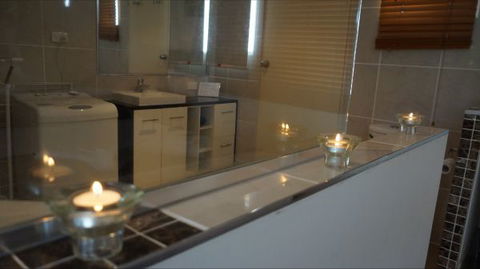 La Solana Holiday Apartments  - Mackay - Yarra Valley Accommodation 4