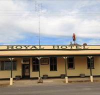 Royal Hotel Snake Valley - Yarra Valley Accommodation