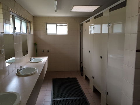 Ardern's Caravan Park Myrtleford - Yarra Valley Accommodation 5