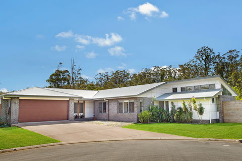 Lakeside Lodge Lake Cathie - Yarra Valley Accommodation 0
