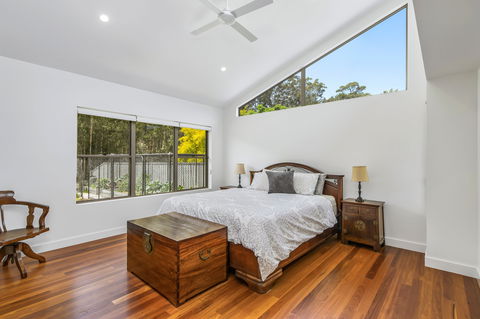Lakeside Lodge Lake Cathie - Yarra Valley Accommodation 4