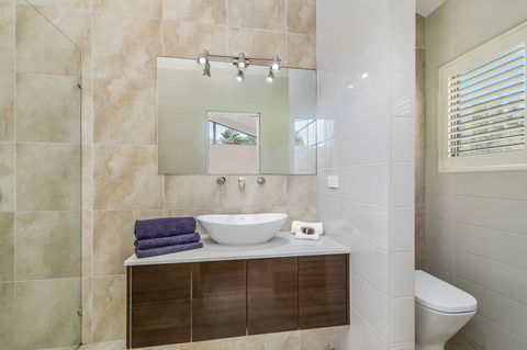 Lakeside Lodge Lake Cathie - Yarra Valley Accommodation 5