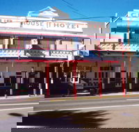 Club House Hotel - Yarra Valley Accommodation