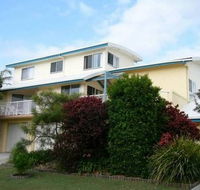 Angourie Waves - Yarra Valley Accommodation