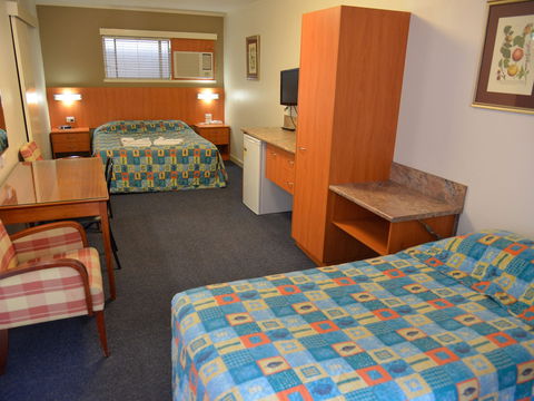 Motel Monaco - Yarra Valley Accommodation 0