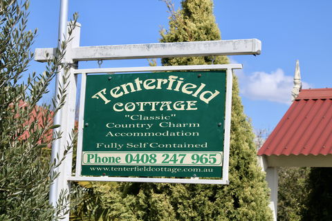 Tenterfield Luxury Historic Cottage - Yarra Valley Accommodation 1