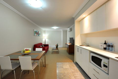 APX Darling Harbour - Yarra Valley Accommodation 2