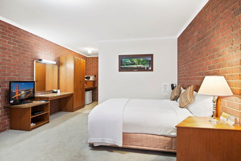Country Plaza Halls Gap - Yarra Valley Accommodation 2