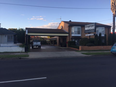 Estelle Kramer Motel - Yarra Valley Accommodation 0