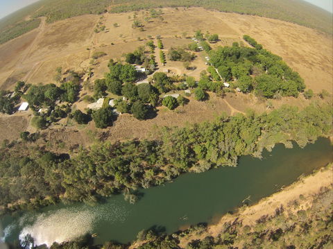 Manbulloo Homestead Caravan Park - Yarra Valley Accommodation 0