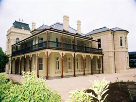 Auchendarroch House And Wallis Tavern - Yarra Valley Accommodation 0