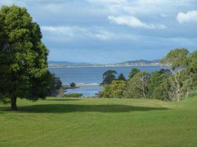 Kingston Beach Golf Club - Yarra Valley Accommodation 0