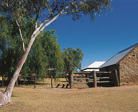 Alice Springs Telegraph Station Historical Reserve - Yarra Valley Accommodation 0