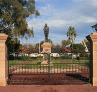 Dalby War Memorial and Gates - Yarra Valley Accommodation