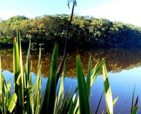 Aura Vale Lake Park - Yarra Valley Accommodation 0