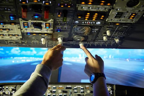 Airliner-737 - 30 Minutes - Flight Simulator Experience - Yarra Valley Accommodation 0