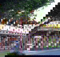 Wardell - Yarra Valley Accommodation