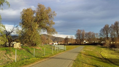 Adelong Falls Walk - Yarra Valley Accommodation 1