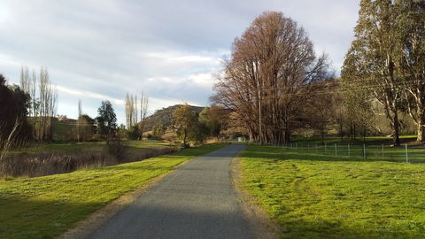 Adelong Falls Walk - Yarra Valley Accommodation 2