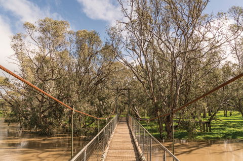 Lachlan River Swing Bridge - Yarra Valley Accommodation 0