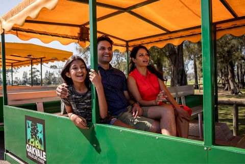 Oakvale Wildlife Park - Yarra Valley Accommodation 2