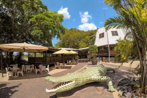 Adelaide River Queen Cruise Shuttle Bus - Yarra Valley Accommodation 1