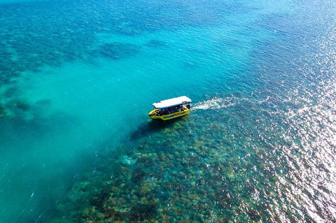 Airlie Beach Glass Bottom Boat Tour - Yarra Valley Accommodation 3