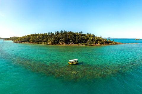 Airlie Beach Glass Bottom Boat Tour - Yarra Valley Accommodation 0