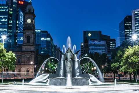 Adelaide Airport Transfers : Adelaide City To Airport ADL In Luxury Van - Yarra Valley Accommodation 4