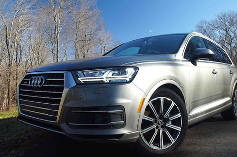 Audi Q7 SUV Melbourne Airport To CBD - Yarra Valley Accommodation 2