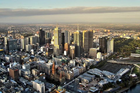 Arrival Private Transfer Melbourne Airport MEL To Melbourne City By Sedan Car - Yarra Valley Accommodation 3
