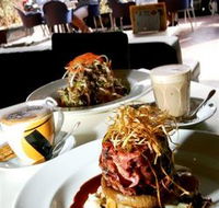 Creme Lounge - Yarra Valley Accommodation