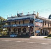 Caledonia Hotel - Yarra Valley Accommodation