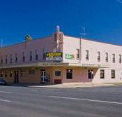 Railway Hotel - Yarra Valley Accommodation