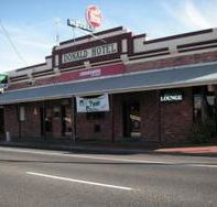 Donald Hotel - Yarra Valley Accommodation