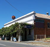 Red Hill Hotel - Yarra Valley Accommodation