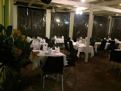 Aromas Of India Restaurant - Yarra Valley Accommodation 5