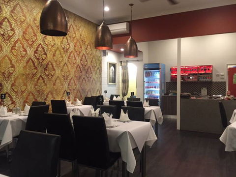 Aromas Of India Restaurant - Yarra Valley Accommodation 6