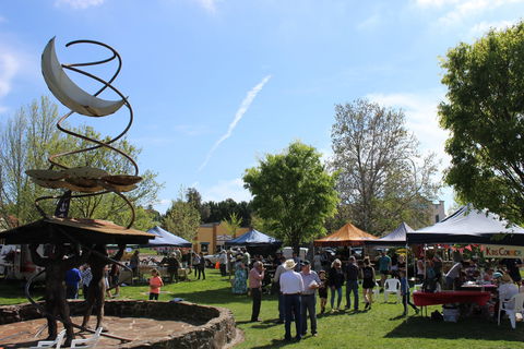 Walcha Farmers' Market - Yarra Valley Accommodation 1