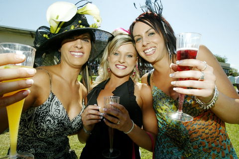 Albury Racing Club Boxing Day Races - Yarra Valley Accommodation 0